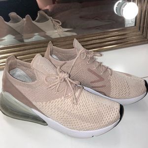 Nike Airmax 270 flyknit